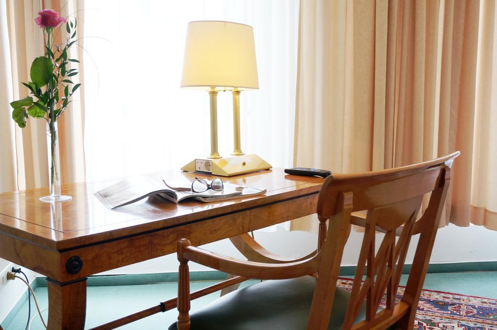 Hotel Goldener Anker Боденвердер Номер фото