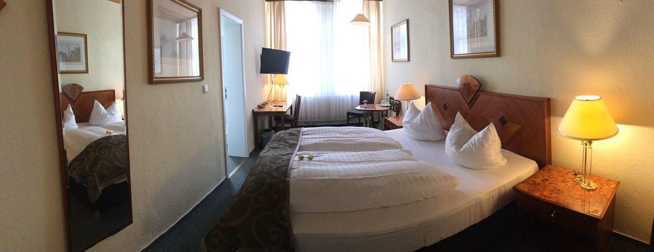 Hotel Goldener Anker Боденвердер Екстер'єр фото
