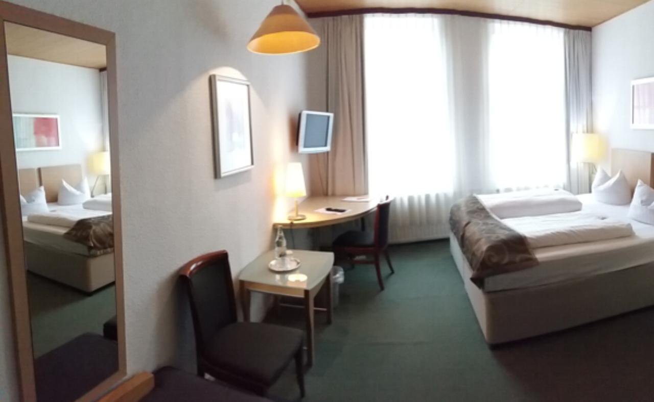 Hotel Goldener Anker Боденвердер Екстер'єр фото